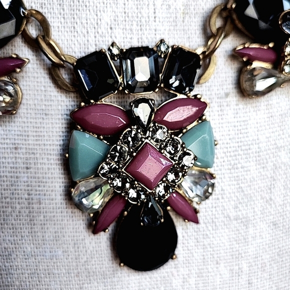 J. Crew Dark Mauve Black Smoke Mint Brass Statement Necklace Lifesaver Clasp EUC - Picture 8 of 12